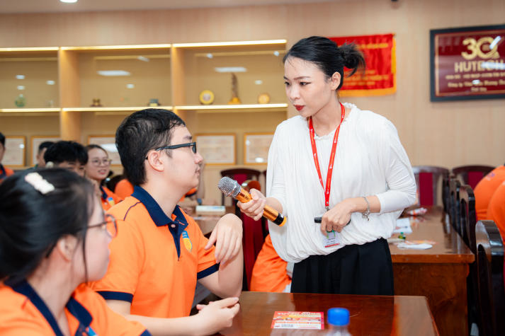 Sinh viên Viện Khoa học Ứng dụng rèn kỹ năng viết CV, sẵn sàng chinh phục nhà tuyển dụng 123