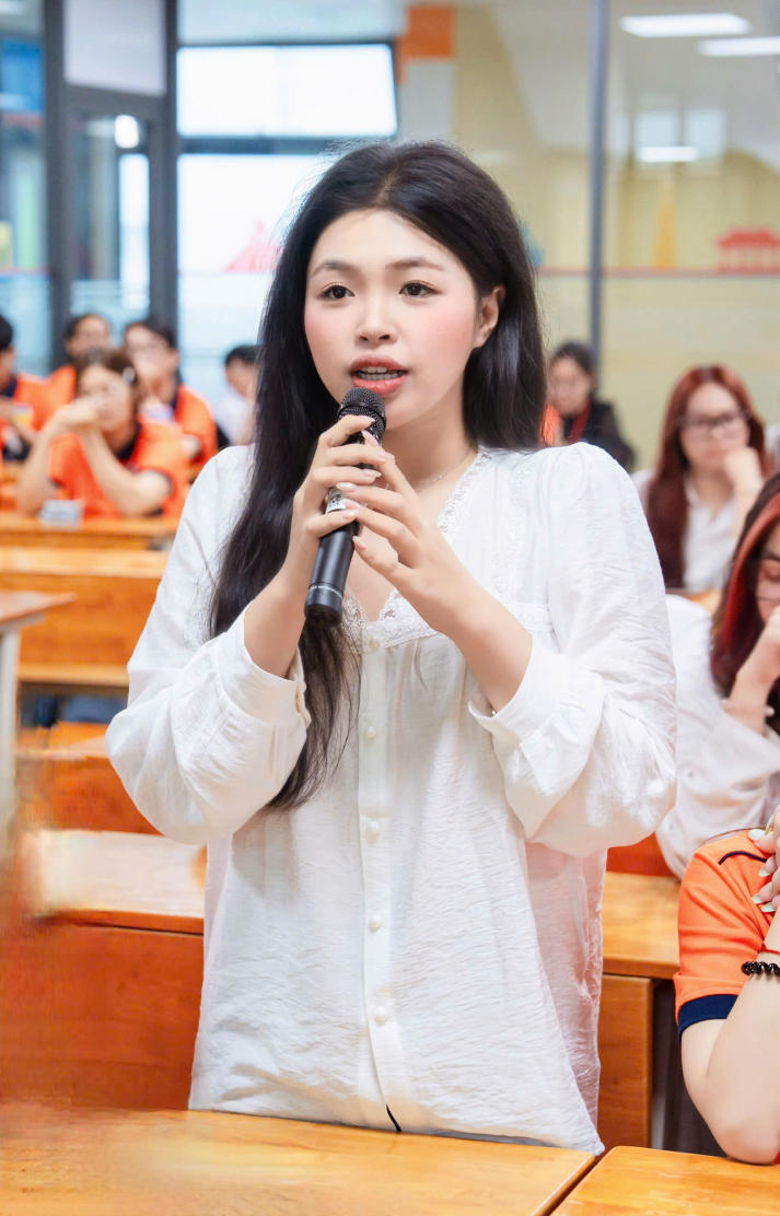 [Gương mặt tân sinh viên] Nguyễn Song Thục Nguyên: Mỗi trải nghiệm mới là một bước trưởng thành 55