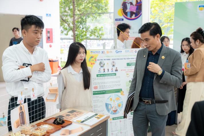 Sinh viên khu vực Đông Nam Bộ khẳng định bản lĩnh với loạt ý tưởng công nghệ vì phát triển bền vững 116