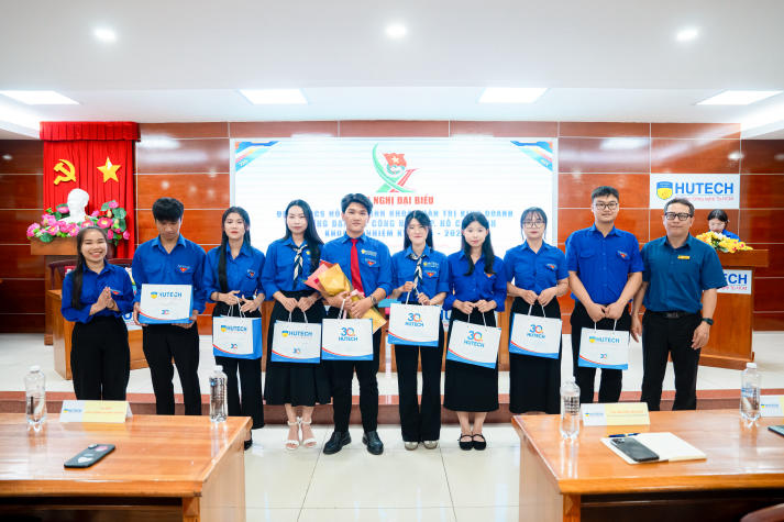 Tuổi trẻ Khoa Quản trị kinh doanh: Nhiệt huyết, sáng tạo trong nhiệm kỳ mới 66