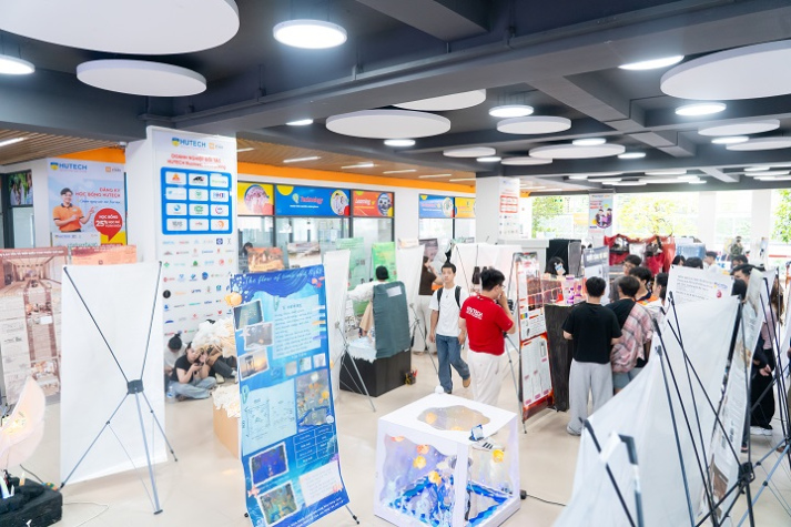 Kết nối kỹ thuật - thẩm mỹ - ứng dụng trong triển lãm của sinh viên ngành Thiết kế nội thất