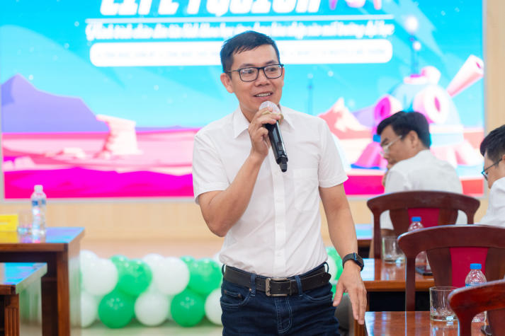 Tân binh Viện Khoa học Ứng dụng học hỏi từ đàn anh, sẵn sàng chinh phục giảng đường đại học 44