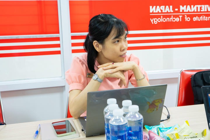 Viện Công nghệ Việt - Nhật tổ chức tập huấn “Tư duy thiết kế dự án” cho đông đảo CB-GV-NV Trường 35