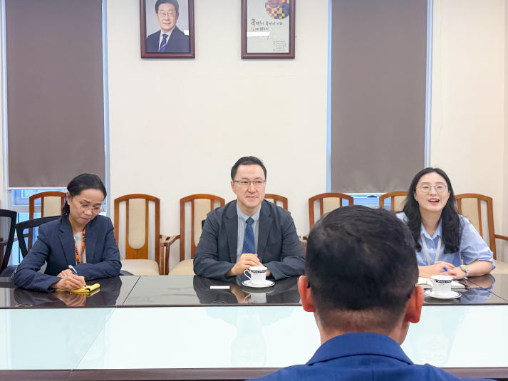Khoa Hàn Quốc học HUTECH thắt chặt hợp tác giáo dục với Tổng Lãnh sự quán Hàn Quốc 10