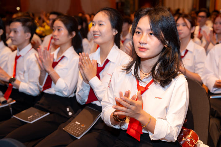 ​[Video] Sinh viên Quản trị khách sạn "chạm ngõ" ngành nghề cùng JW Marriott Hotel & Suites SaiGon 60