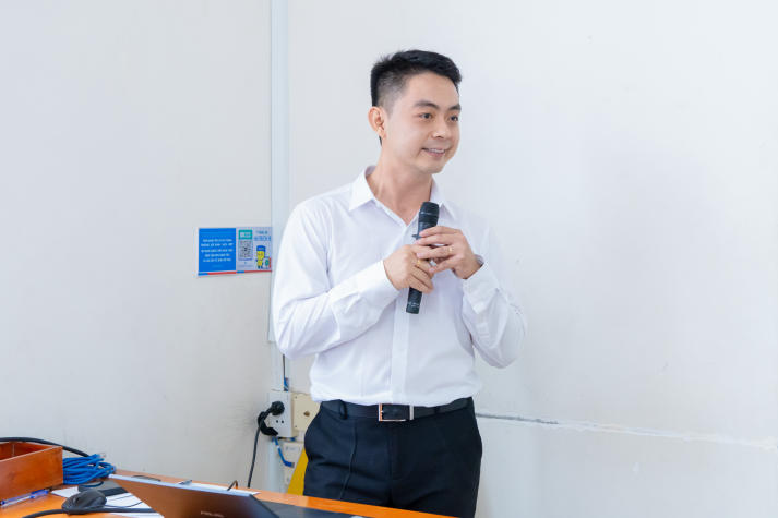 Học viên ngành Luật kinh tế HUTECH tìm lời giải cho các vấn đề pháp lý thực tiễn 25