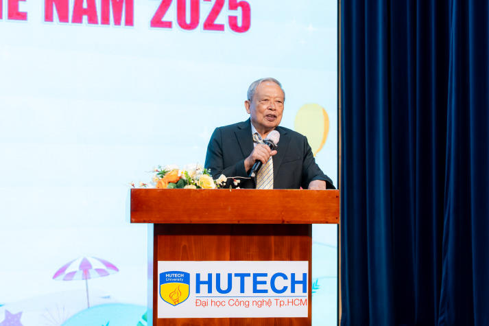 Đoàn - Hội HUTECH tổng kết hành trình cống hiến, phát huy tinh thần xung kích trong mùa hè 2025 66