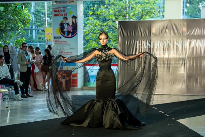 Sinh viên Thiết kế thời trang kết môn bằng Fashion Show hoành tráng 29