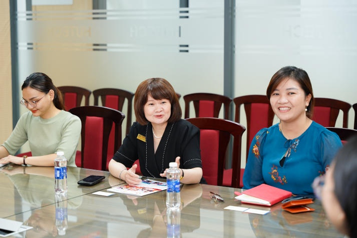 Khoa Nhật Bản học HUTECH làm việc cùng Công ty IFK và Công ty CP Nakayama Agency 47