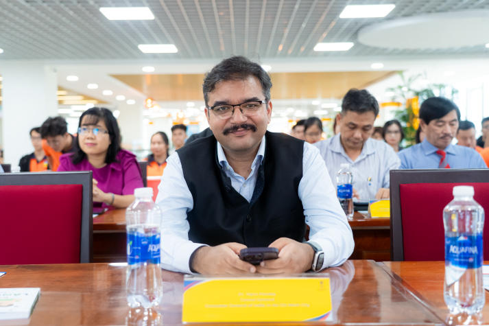 Ra mắt Góc Ấn Độ - điểm giao thoa văn hóa và học thuật tại HUTECH 12