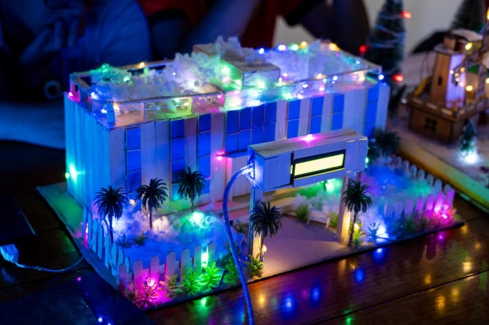 Sinh viên HUTECH ghi dấu ấn với loạt sản phẩm từ các sân chơi kỹ thuật - công nghệ 84