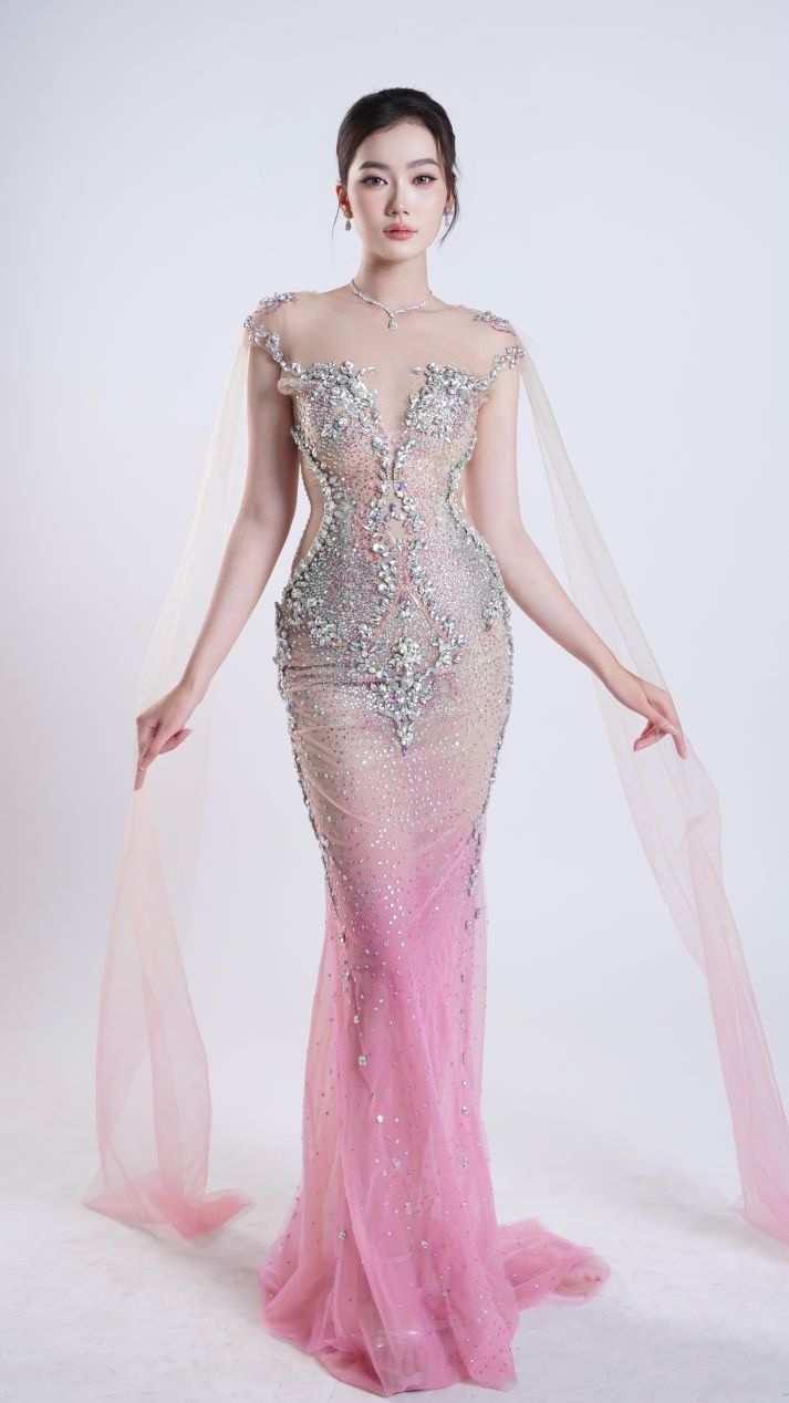 Dàn Miss & Mr HUTECH qua các thời kỳ tái xuất tại Đêm hội văn hóa Chào năm học mới tối 22/10 48