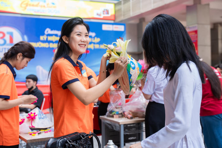 [Ảnh] Rộn ràng chuỗi hoạt động chào tuổi mới, lan tỏa khí thế và khát vọng vươn xa 291