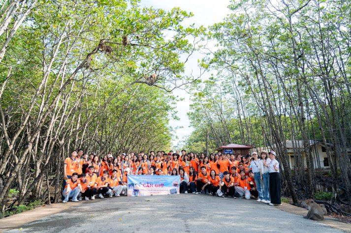 Sinh viên Quản trị dịch vụ du lịch và lữ hành học phát triển du lịch bền vững từ thực tế Cần Giờ 5