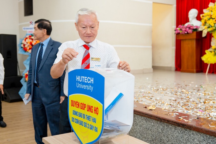 President Ho Dac Loc emphasizes patriotism, compassion, and integrity at new academic year opening ceremony 102