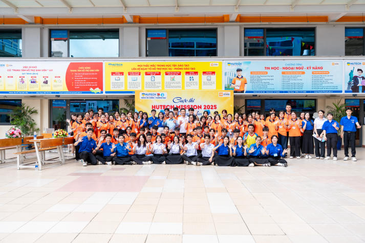 HUTECH Mission 2025: Bước khởi đầu ý nghĩa cho tân sinh viên Khoa Tài chính - Thương mại 9