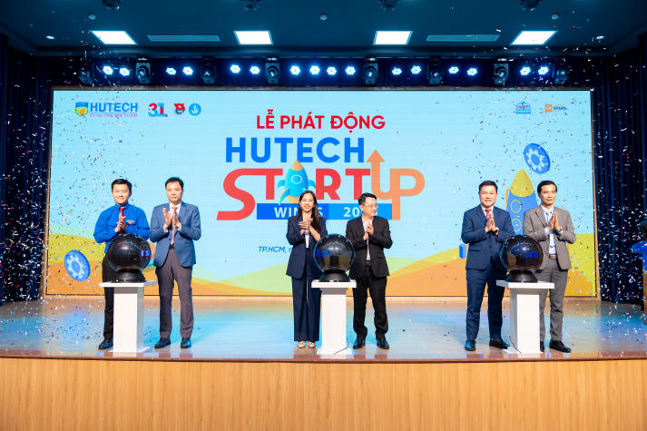 [Ảnh] Rộn ràng chuỗi hoạt động chào tuổi mới, lan tỏa khí thế và khát vọng vươn xa 112