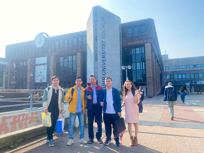 HUTECH delegation visits Germany to strengthen research collaboration with Ruhr-Universität Bochum 13
