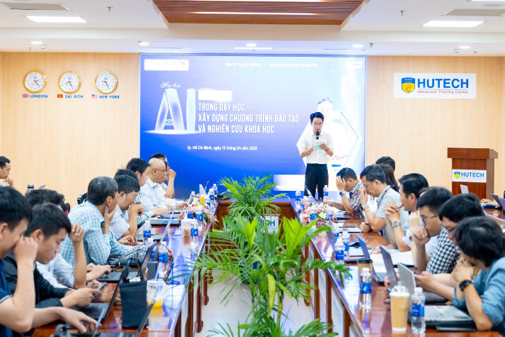 Đón đầu kỷ nguyên số: HUTECH thúc đẩy ứng dụng AI trong giảng dạy, đào tạo và nghiên cứu khoa học 12