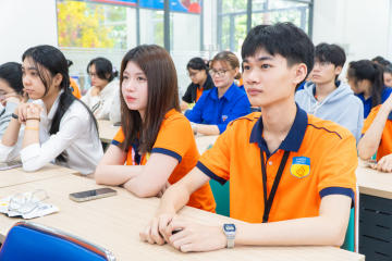Chinh phục tiếng Anh, sinh viên Khoa Luật vững hành trang hội nhập 62
