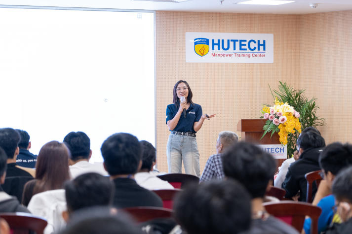 [Video] IT-ers HUTECH "giải mã" nghề Business Analyst trong kỷ nguyên số 30