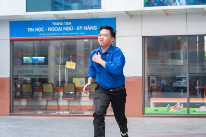 Sinh viên Khoa Tài chính - Thương mại bứt phá thể lực tại Ngày hội Thanh niên khỏe 42