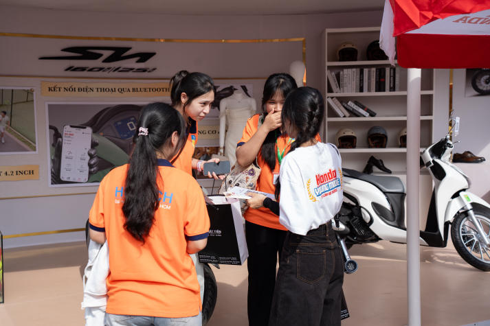 HUTECH giành vé vào Chung kết toàn quốc và ẵm trọn giải Nhất Tài năng tại “Honda Young Mode - Thủ lĩnh học đường” 58