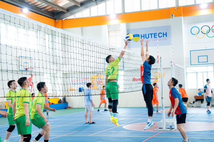 [Video] Hội thao Cán bộ - Giảng viên - Nhân viên HUTECH 2025: Trở lại rực lửa, bùng nổ đam mê thể thao 35