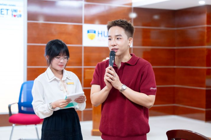 [Video] WE-Speak 2026: Sinh viên Khoa Tiếng Anh rèn tư duy, làm chủ cảm xúc, tạo kết nối 100