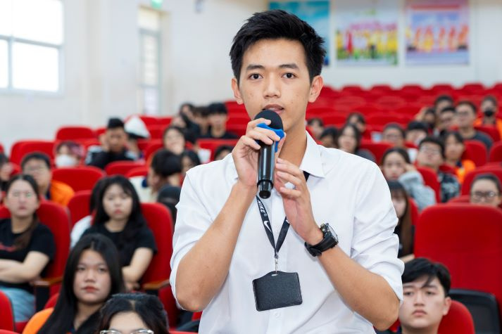 CEO gõ cửa giảng đường, sinh viên HUTECH tự tin khởi nghiệp 101