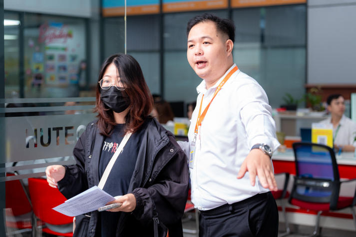 Tân sinh viên HUTECH đến trường nhập học từ sáng sớm 55