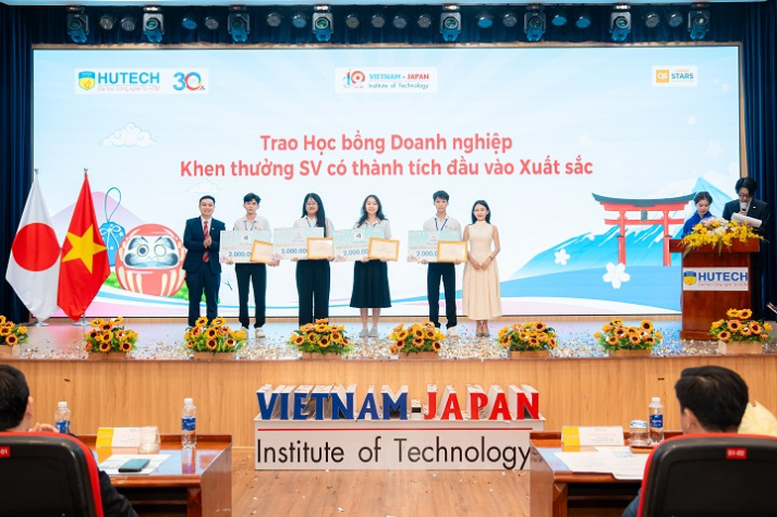 [Video] VJIT Connect 2025: Cầu nối sinh viên - doanh nghiệp và định hình tương lai 45