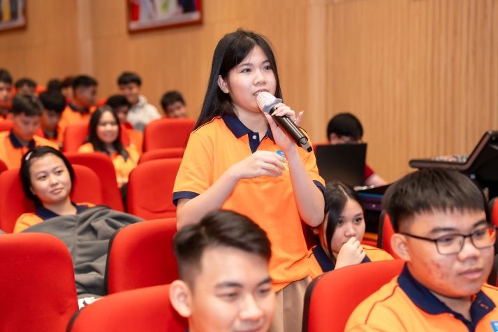 TÂN SINH VIÊN KHÓA 2025 CHÍNH THỨC BƯỚC VÀO HÀNH TRÌNH KHỞI ĐẦU CỦA NHỮNG ƯỚC MƠ 151