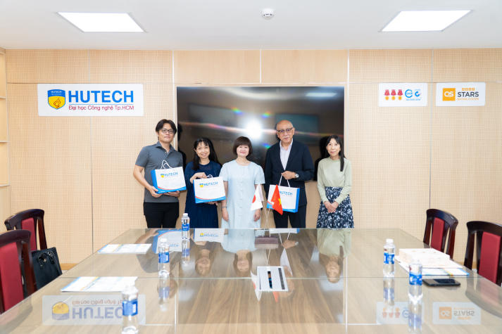 HUTECH trao đổi cùng Hiệp hội Asia - Africa về đào tạo tiếng Nhật trong thời đại AI 57
