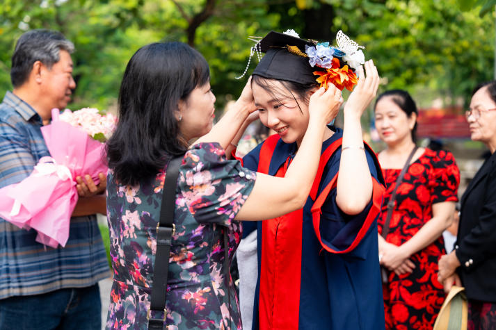 [Video] Từ sàn đấu đến lễ vinh danh: Câu chuyện bản lĩnh của tân khoa HUTECH Nguyễn Phạm Vĩnh Khang 124