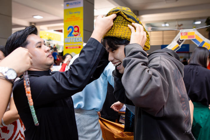 [HUTECH 30 năm] Kiến tạo môi trường giáo dục toàn diện 119