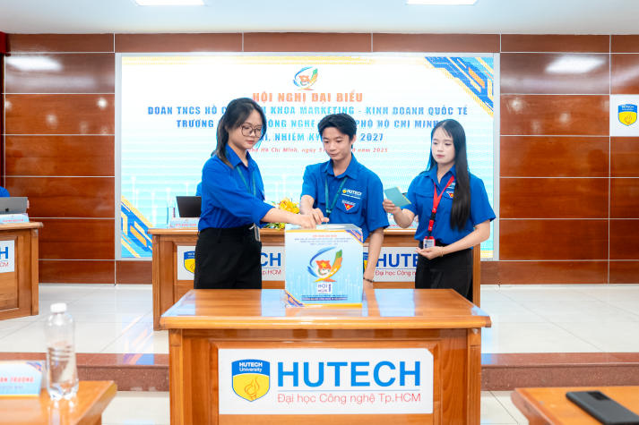 Đoàn Khoa Marketing - Kinh doanh quốc tế: Phát huy tinh thần sáng tạo, dẫn đầu trong chuyển đổi số và hội nhập 62