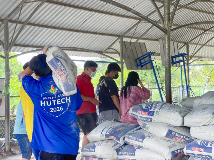 Chiến sĩ Mùa hè xanh HUTECH bắt tay thực hiện các công trình ý nghĩa tại Đồng Tháp và TP.HCM 80