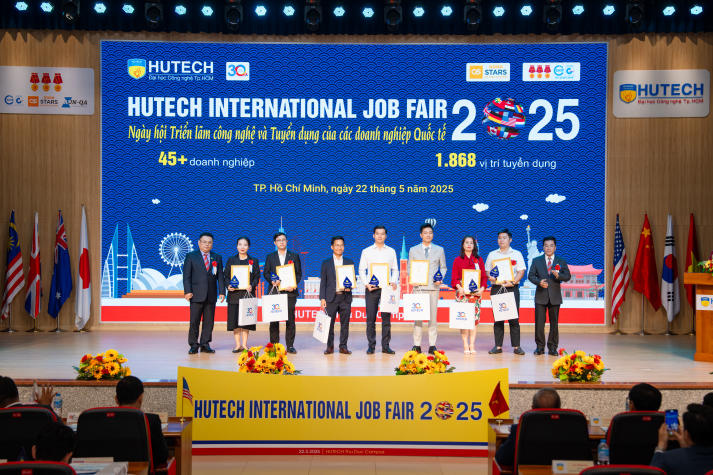 Doanh nghiệp đa quốc gia “đổ bộ” HUTECH International Job Fair 2025, mở ra hàng ngàn cơ hội nghề nghiệp cho sinh viên 53