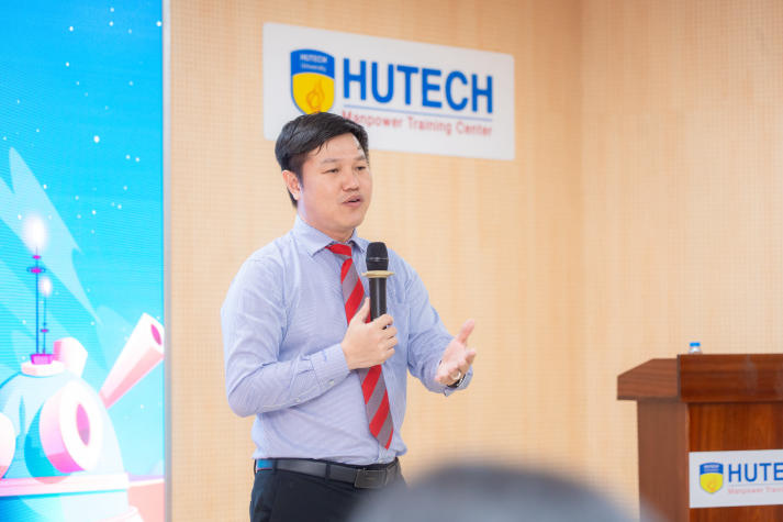 Tân binh Viện Khoa học Ứng dụng học hỏi từ đàn anh, sẵn sàng chinh phục giảng đường đại học 18