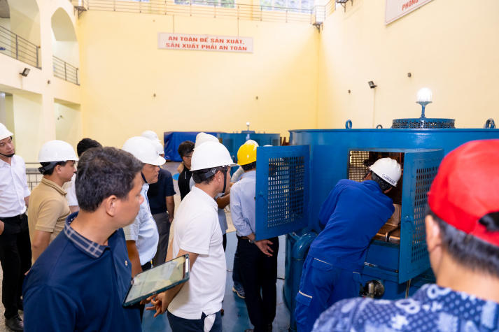 Gắn kết lý thuyết với thực tiễn: Học viên cao học HUTECH tham quan Thủy điện Đa M’Bri (Lâm Đồng) 54