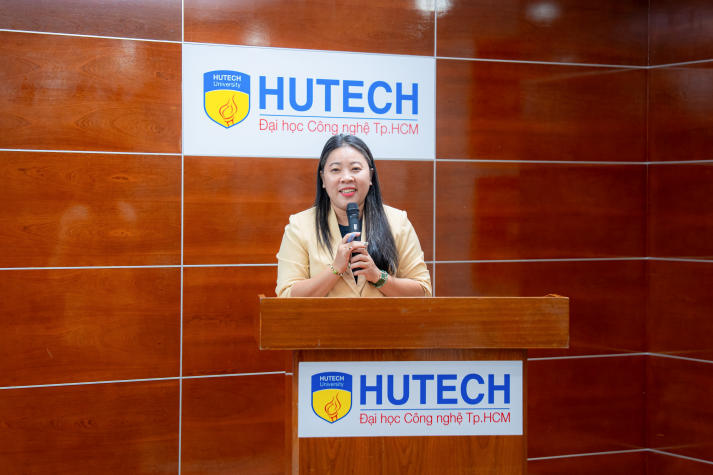 Sinh viên Khoa Hàn Quốc học nâng cao kỹ năng viết tiếng Hàn qua tọa đàm học thuật 15