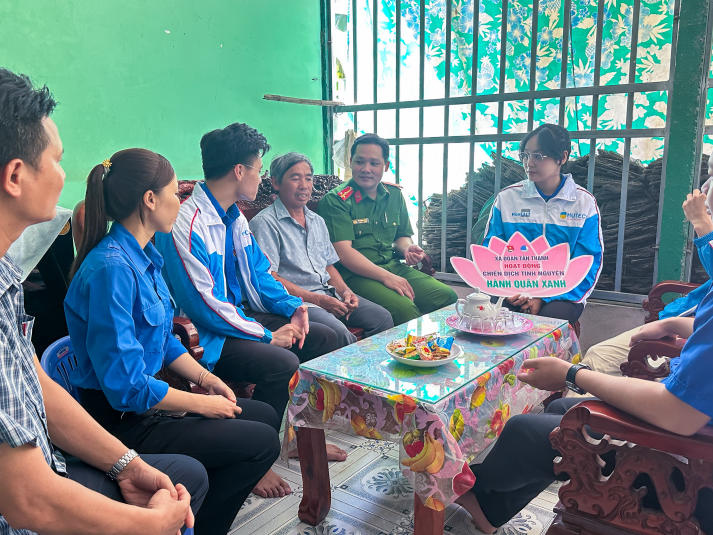 Mùa hè xanh HUTECH 2025: Bước chân tình nguyện, lan tỏa niềm tin 175