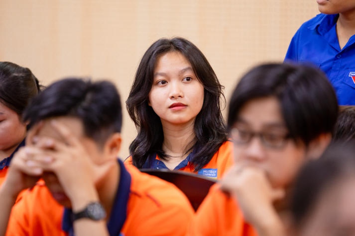 Nhiều sinh viên Khoa Kiến trúc - Mỹ thuật HUTECH được vinh danh 111