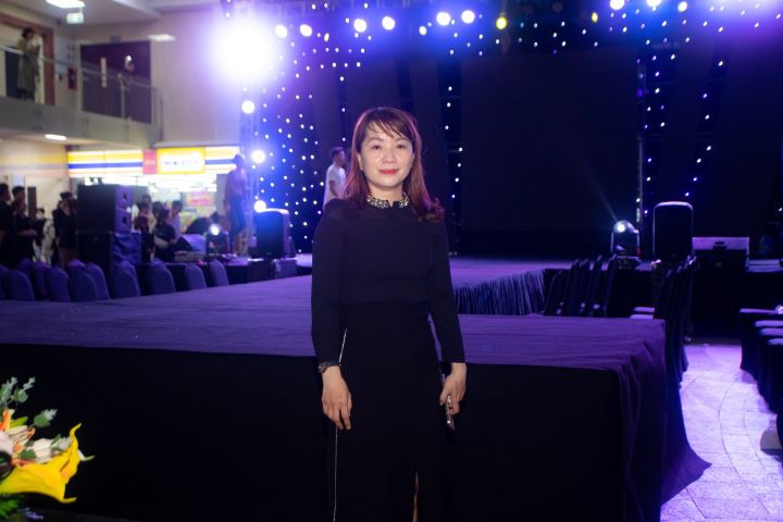 Sinh viên Quản trị sự kiện HUTECH mang sắc phục Việt lên sân khấu Fashion Show đầu tay 277