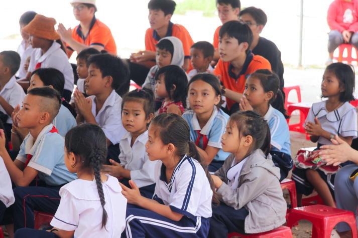 CLB Tình nguyện cộng đồng (CVC) HUTECH mang “Xuân yêu thương” đến các em học sinh tỉnh Bình Thuận 115