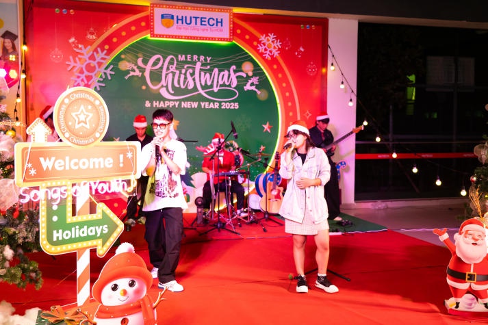 HUTECH-ers “chill” hết mình tại Minishow Tuyết yêu thương 32