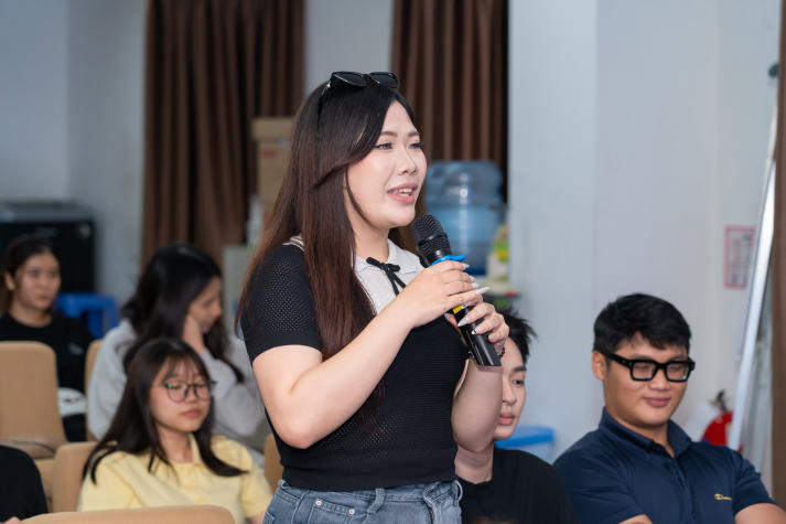 Sinh viên Quan hệ công chúng khám phá mô hình truyền thông chuyên nghiệp tại Bệnh viện FV 81