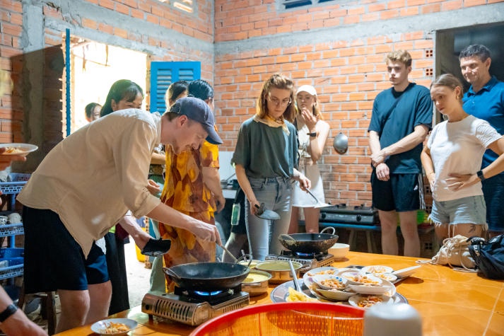 [Video] Exciting Mekong Delta adventure with students from Denmark, Germany, the Netherlands, and HUTECH 42