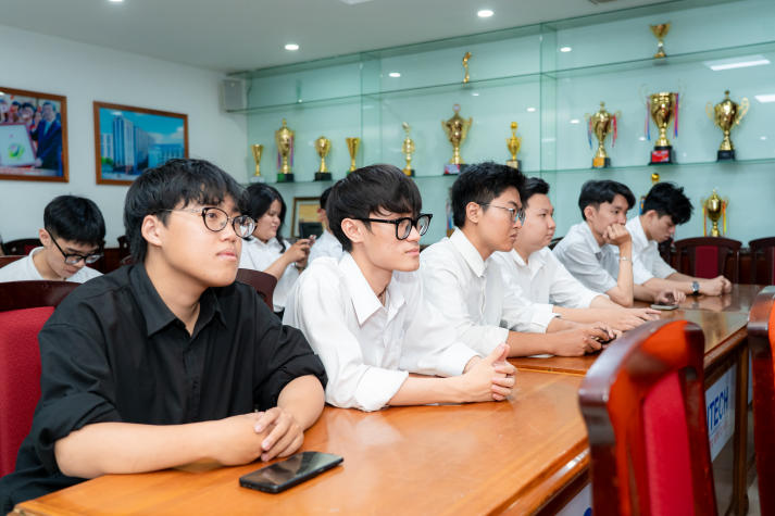 Từ giảng đường đến doanh nghiệp Nhật Bản: Sinh viên VJIT cần chuẩn bị gì? 53